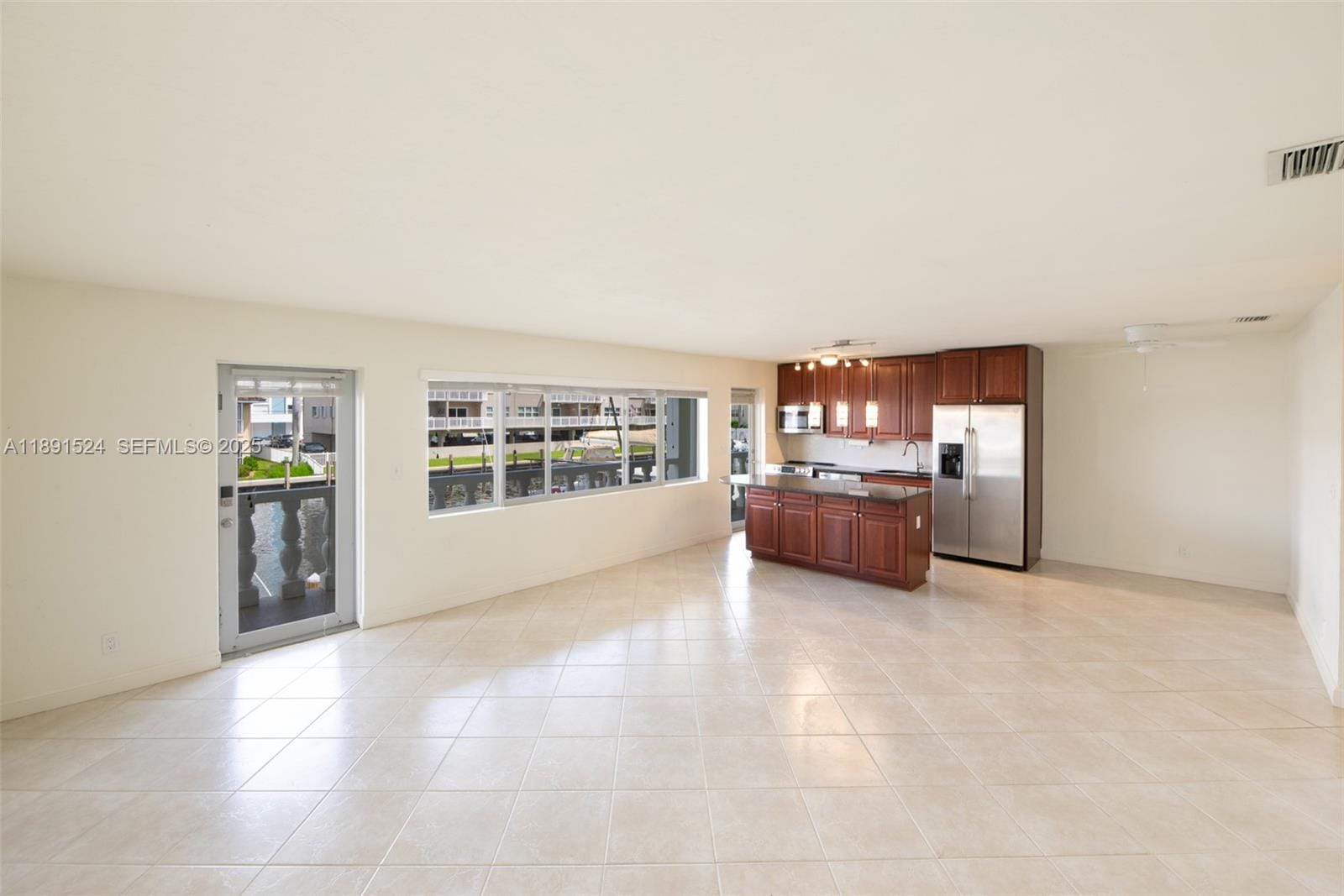 2881 NE 32nd Street 221, Fort Lauderdale, FL 33306 photo 5