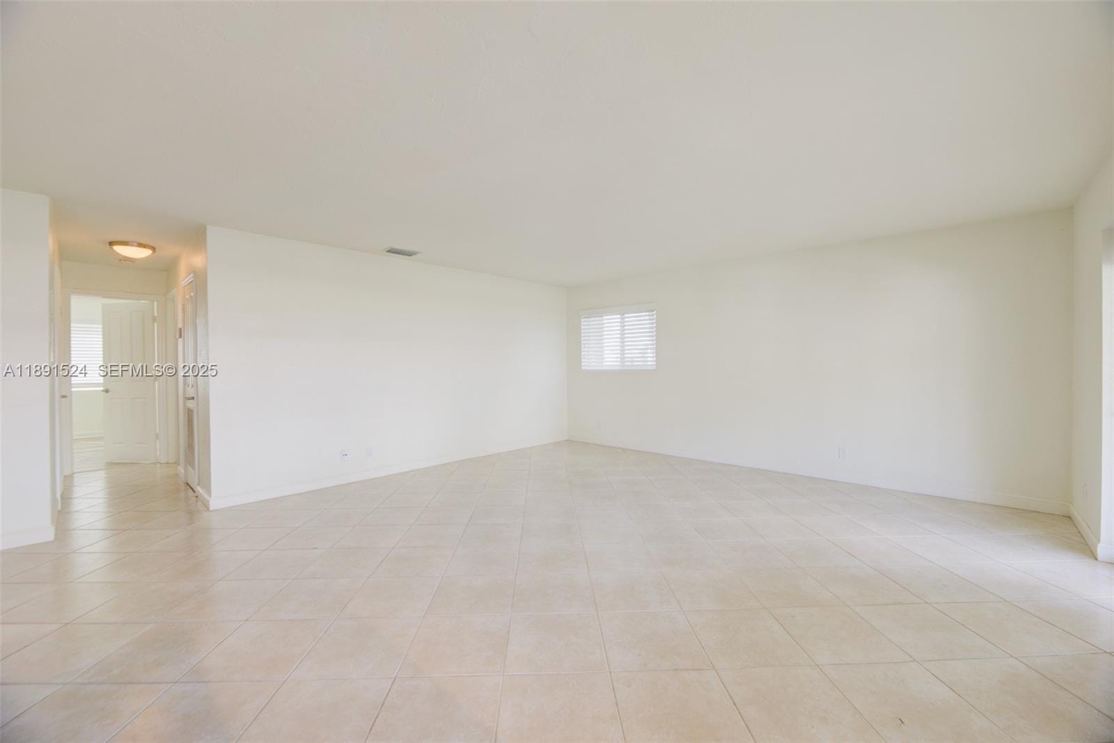 2881 NE 32nd Street 221, Fort Lauderdale, FL 33306 photo 8