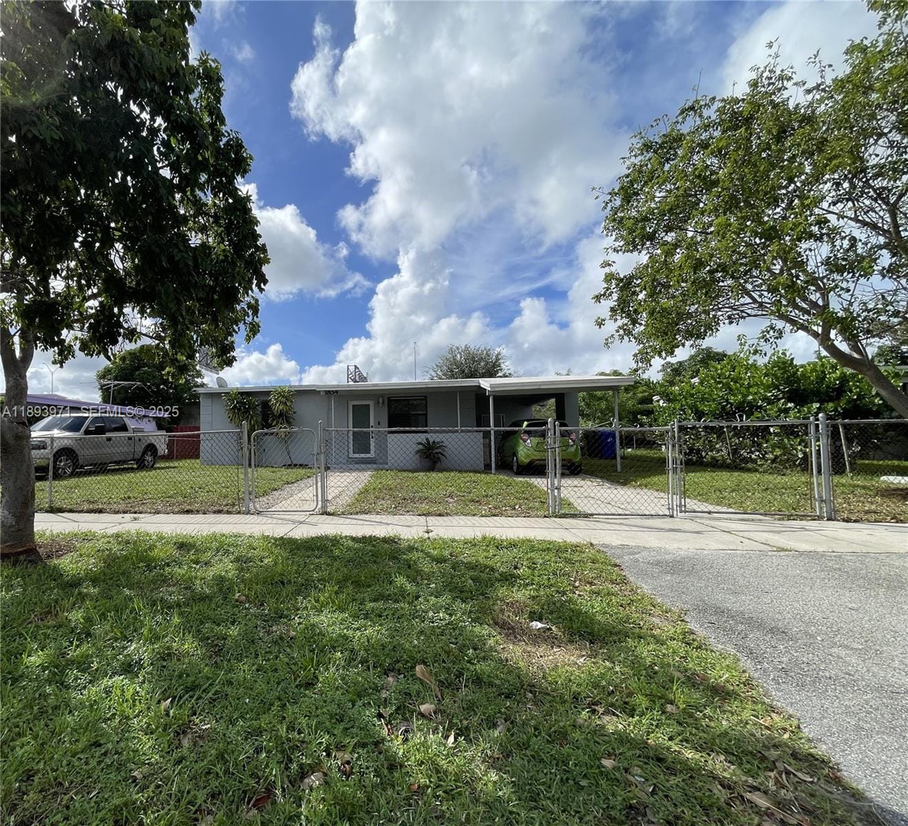 1854 Lauderdale Manor Drive, Fort Lauderdale, FL 33311