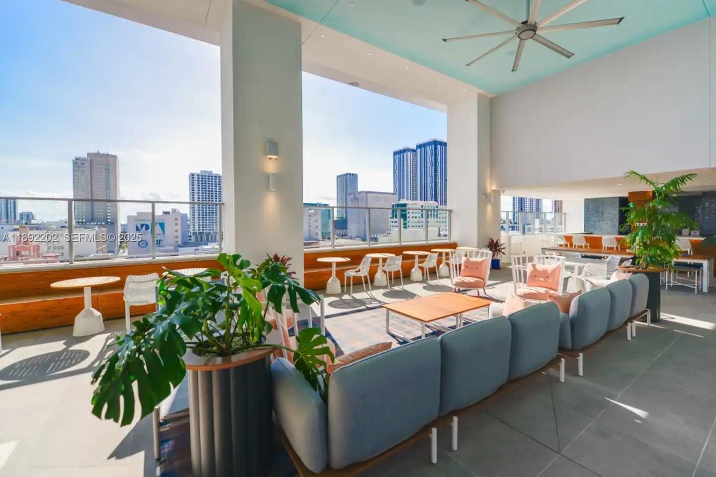 227 NE 2nd Street 2508, Miami, FL 33132 photo 20