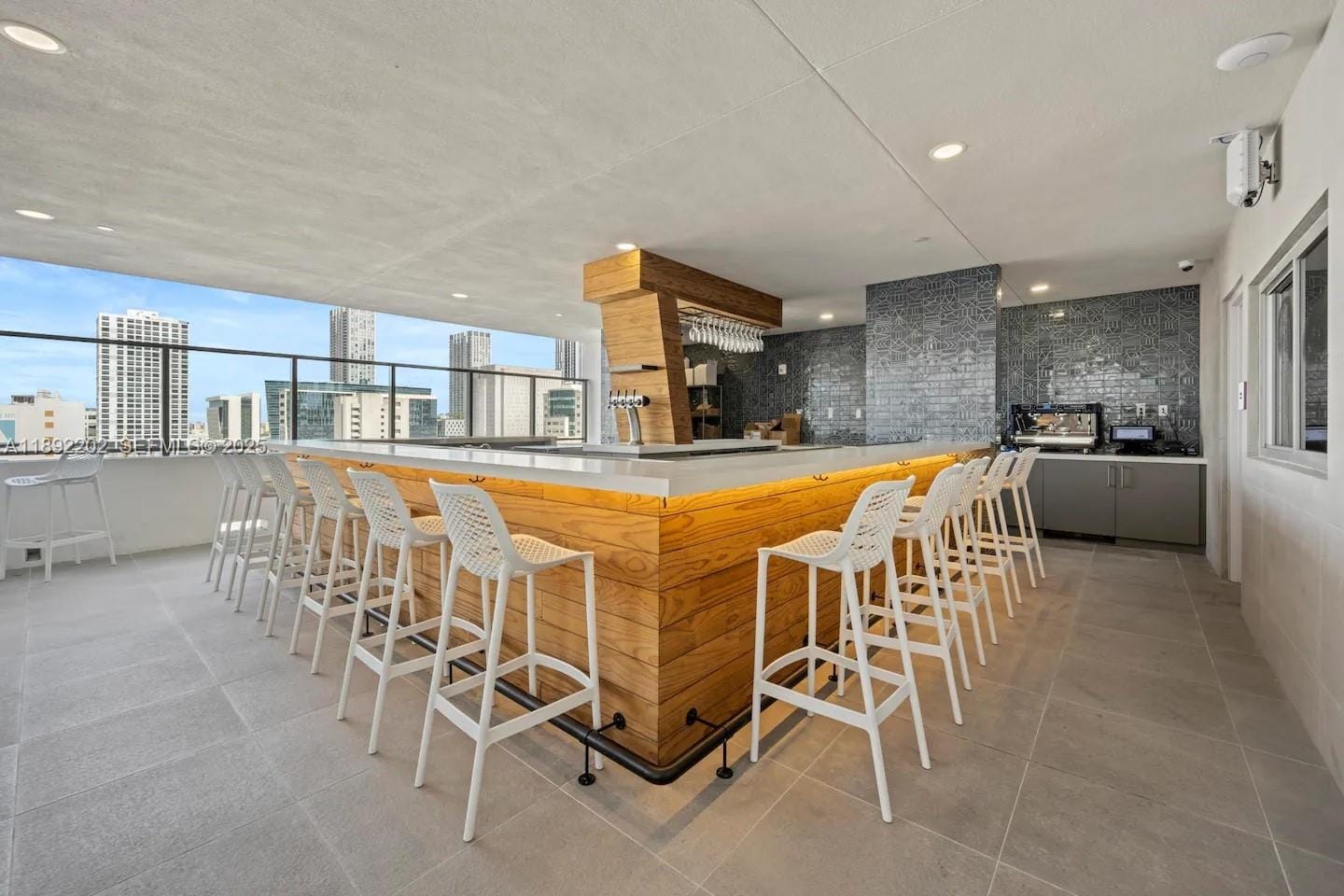227 NE 2nd Street 2508, Miami, FL 33132 photo 22