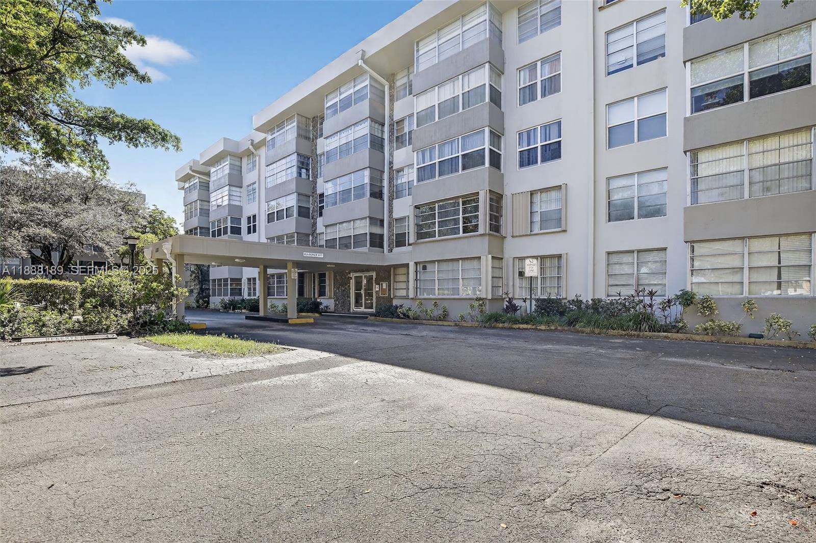 6600 Cypress Road 410, Plantation, FL 33317