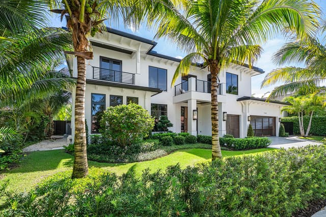 1560 SW 6th Avenue SW, sold in Carriage Hill, Boca Raton, FL
