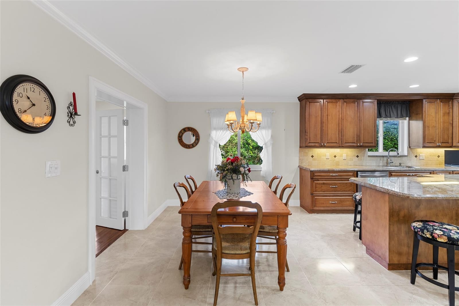 7237 E Tropical Way — photo 10