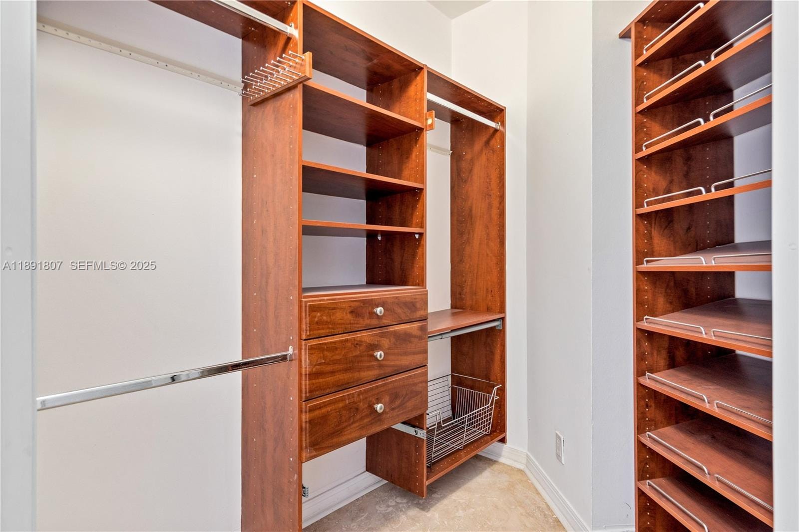 701 Brickell Key Boulevard 1411, Miami, FL 33131 photo 14