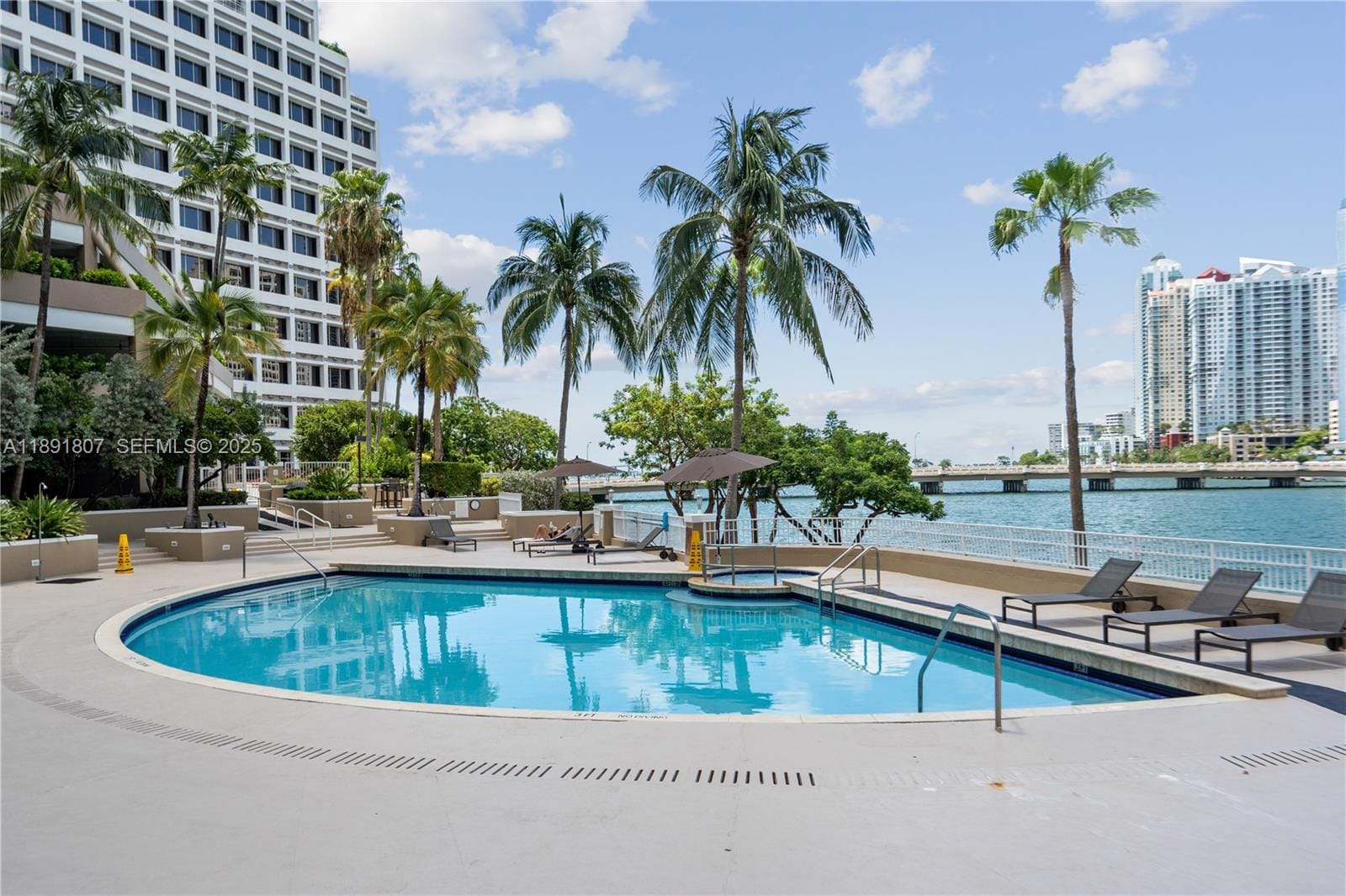 701 Brickell Key Boulevard 1411, Miami, FL 33131 photo 15