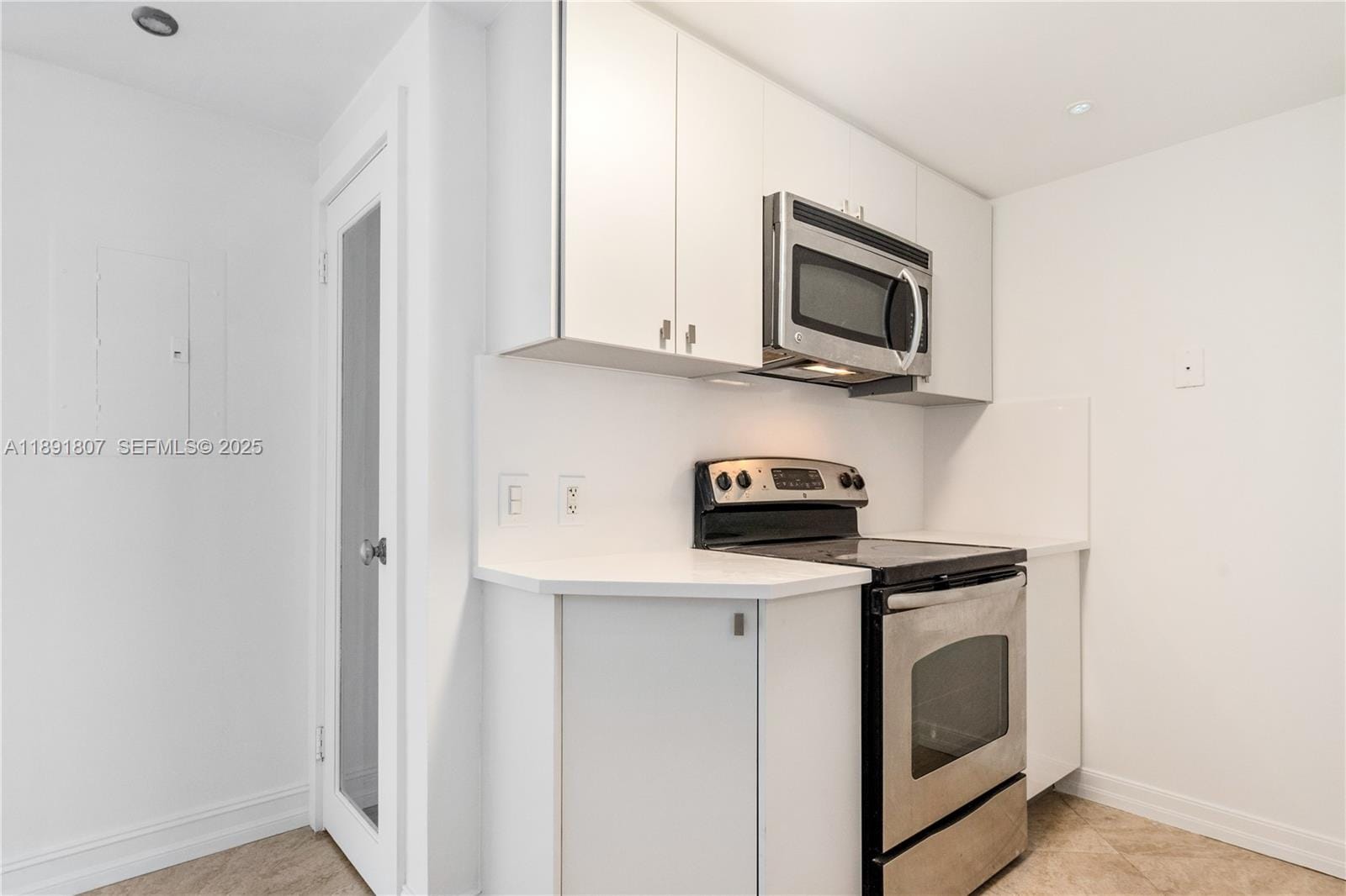 701 Brickell Key Boulevard 1411 — photo 7