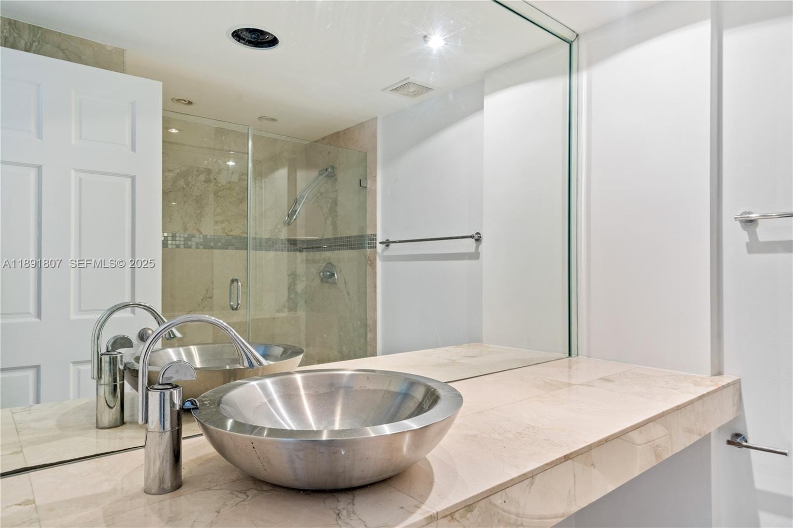 701 Brickell Key Boulevard 1411 — photo 9