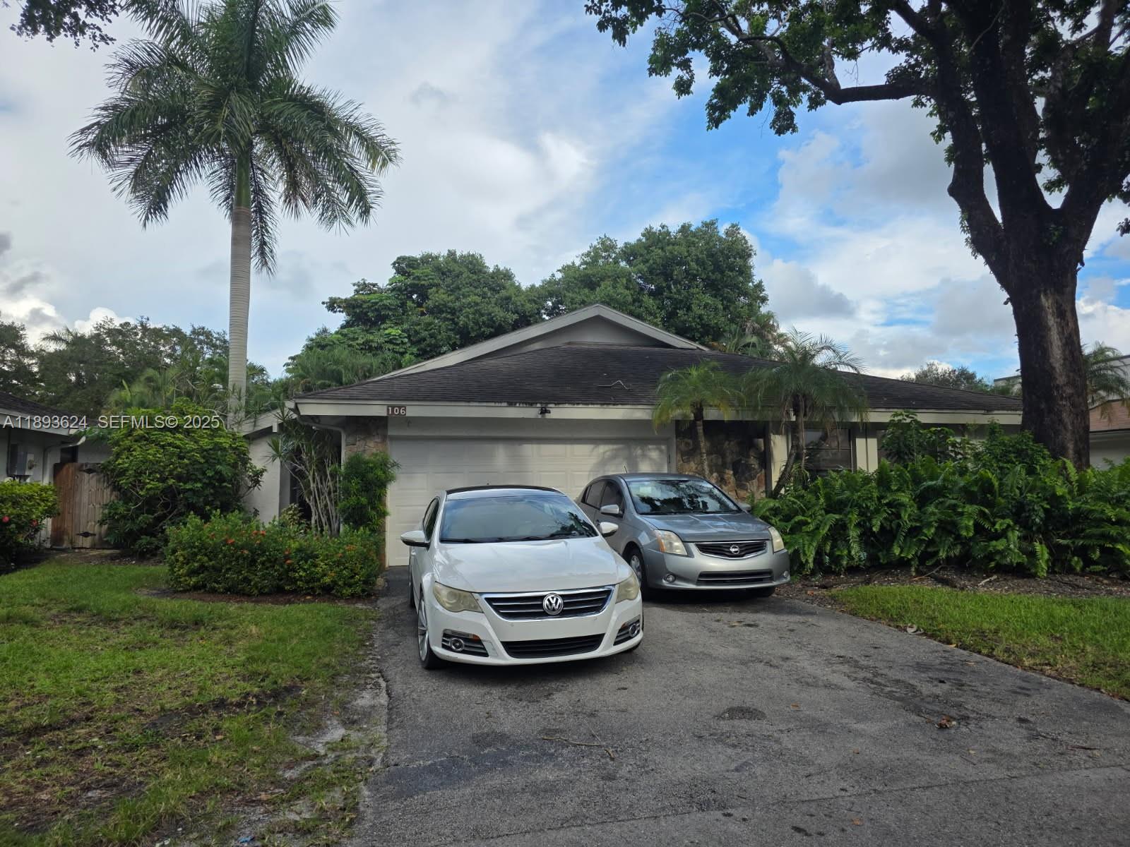 106 Kensington Road, Hollywood, FL 33021, Hollywood