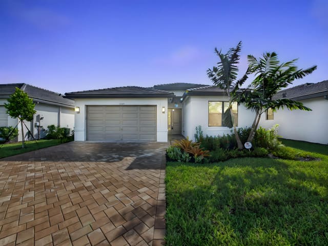 12473 SW Emerald Estuary Terrace, sold in Riverland Parcel B - Plat Eight, Port St Lucie, FL