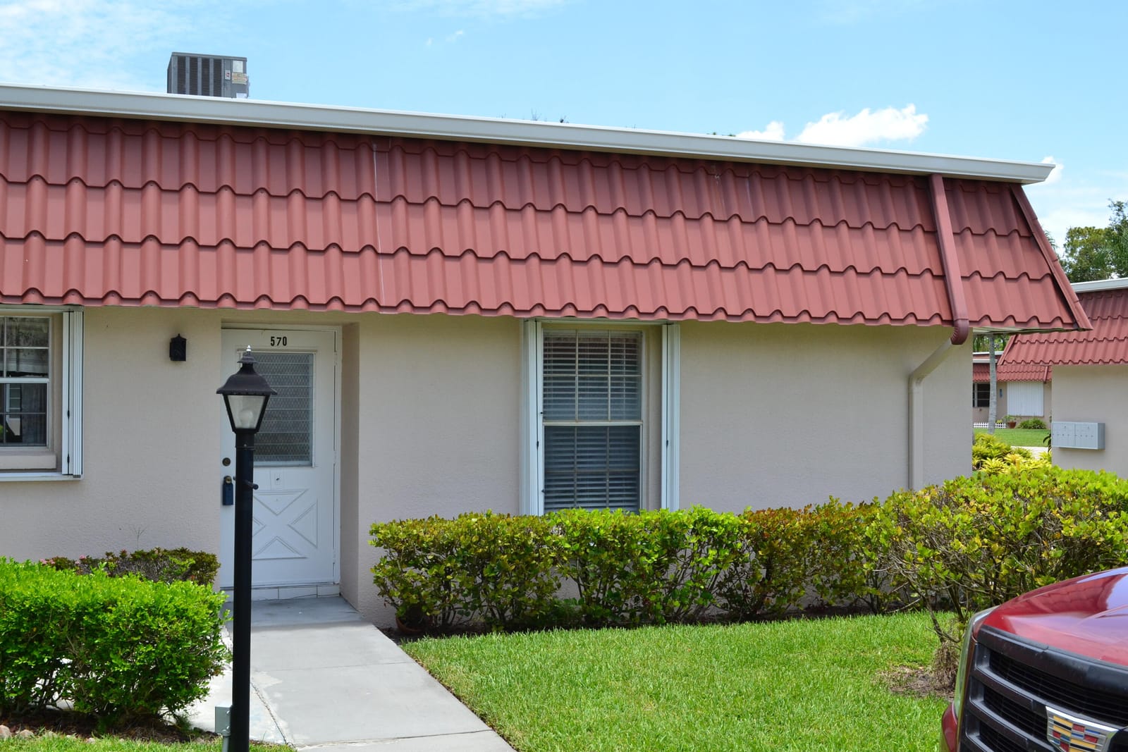 570 Laconia Circle — photo 2
