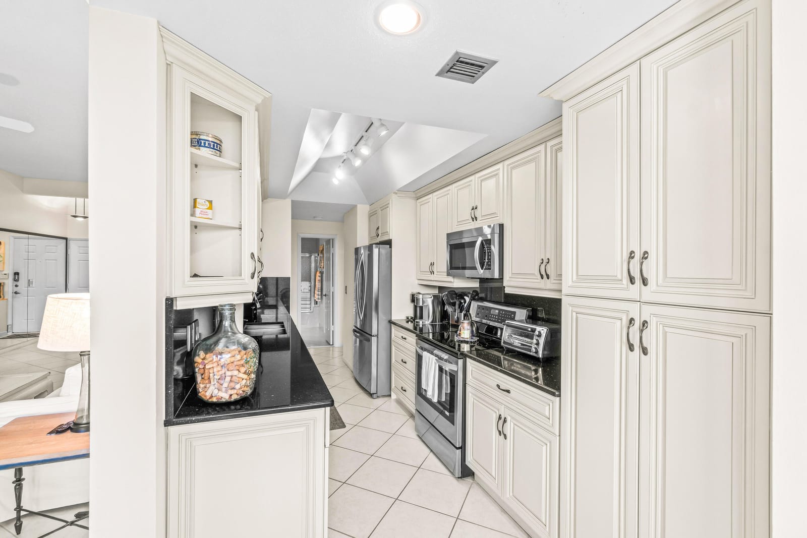 7460 La Paz Place 102, Boca Raton, FL 33433 photo 3