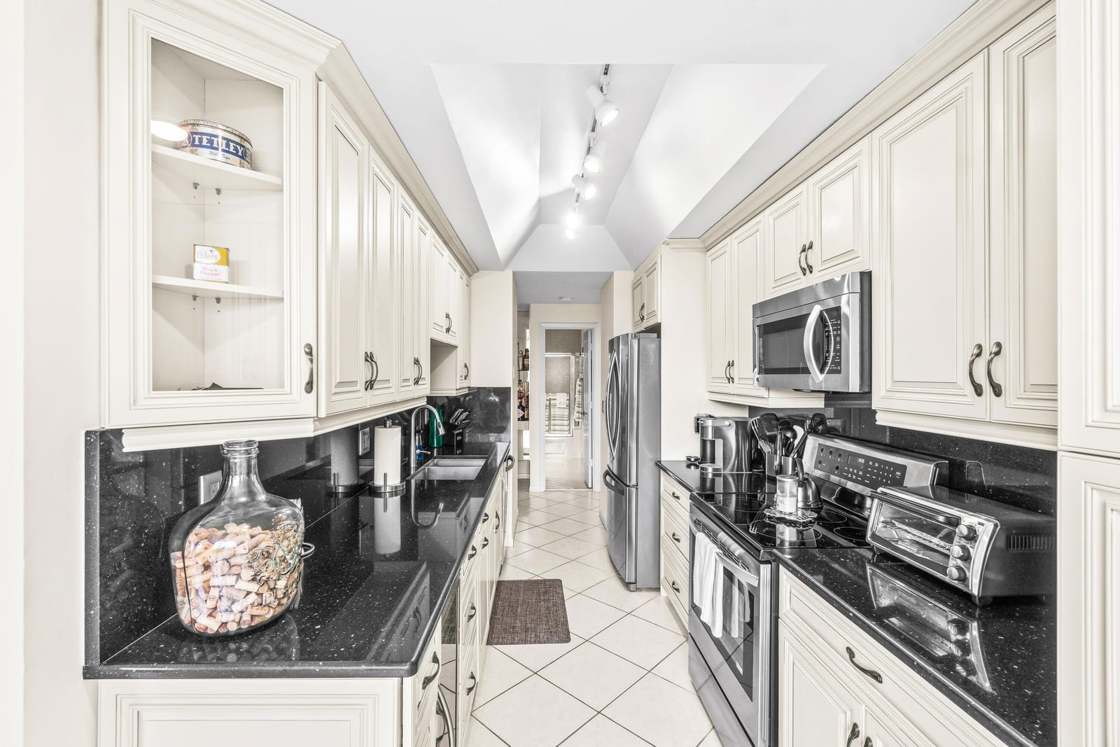 7460 La Paz Place 102, Boca Raton, FL 33433 photo 4