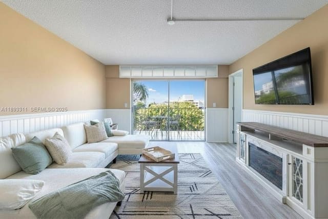 1455 West Avenue 601, sold in Bayshore Terrace Condo, Miami Beach, FL