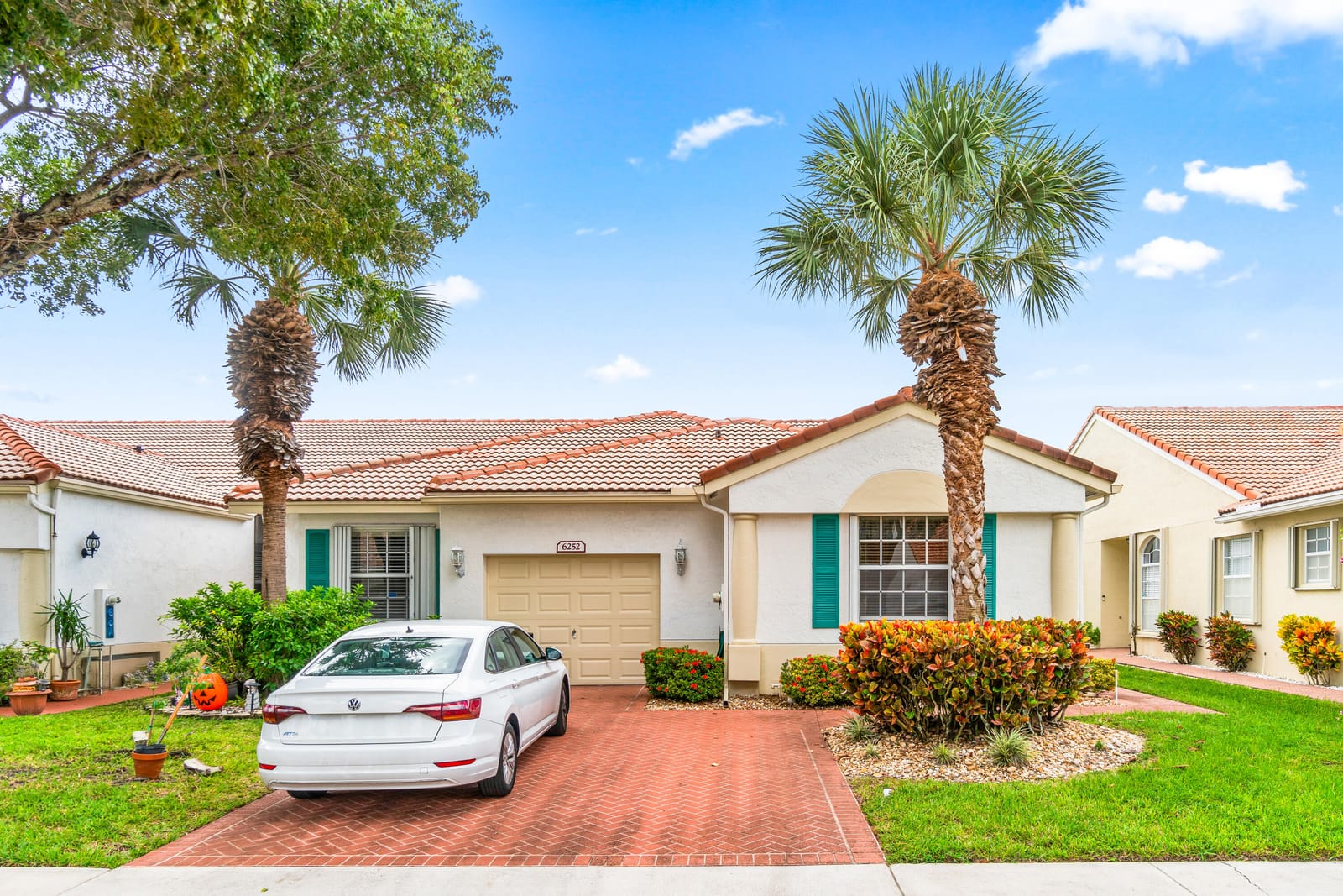 6252 Heliconia Road, Delray Beach, FL 33484 photo 2