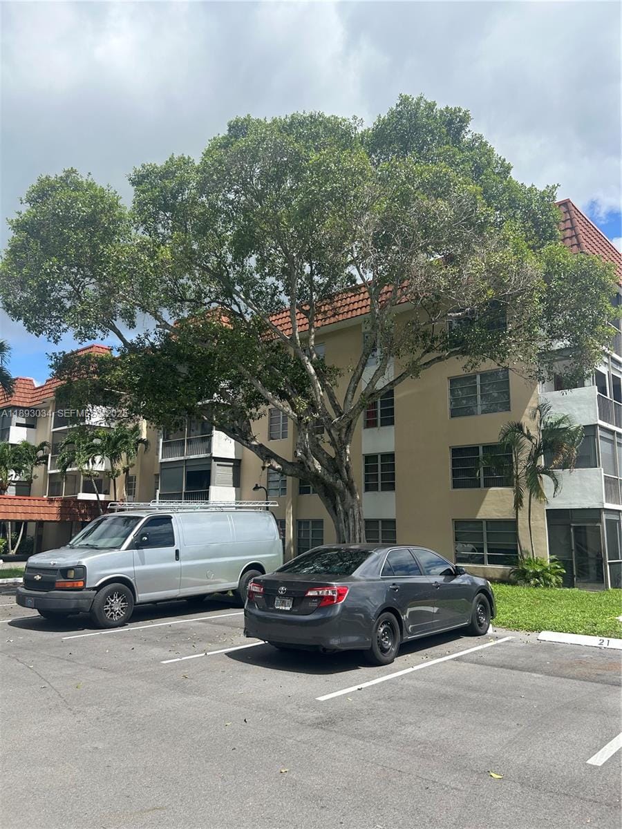 4166 Inverrary Drive 203, Lauderhill, FL 33319 photo 5