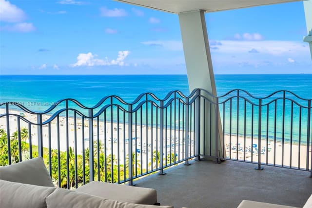 1500 Ocean Drive UPH-5, sold in 1500 Ocean Drive Condo, Miami Beach, FL