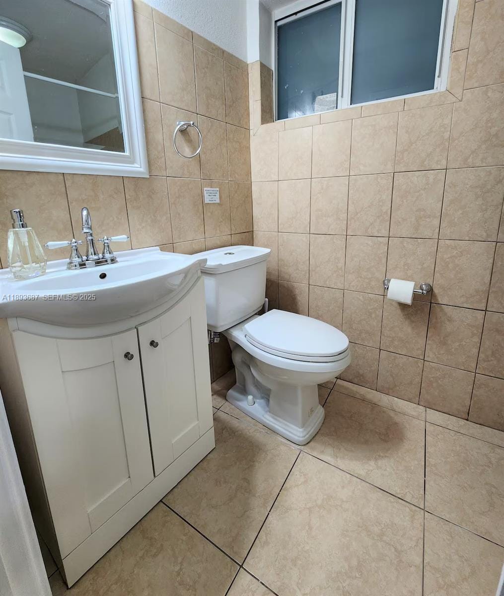 11301 Quail Roost Drive, Miami, FL 33157 photo 23
