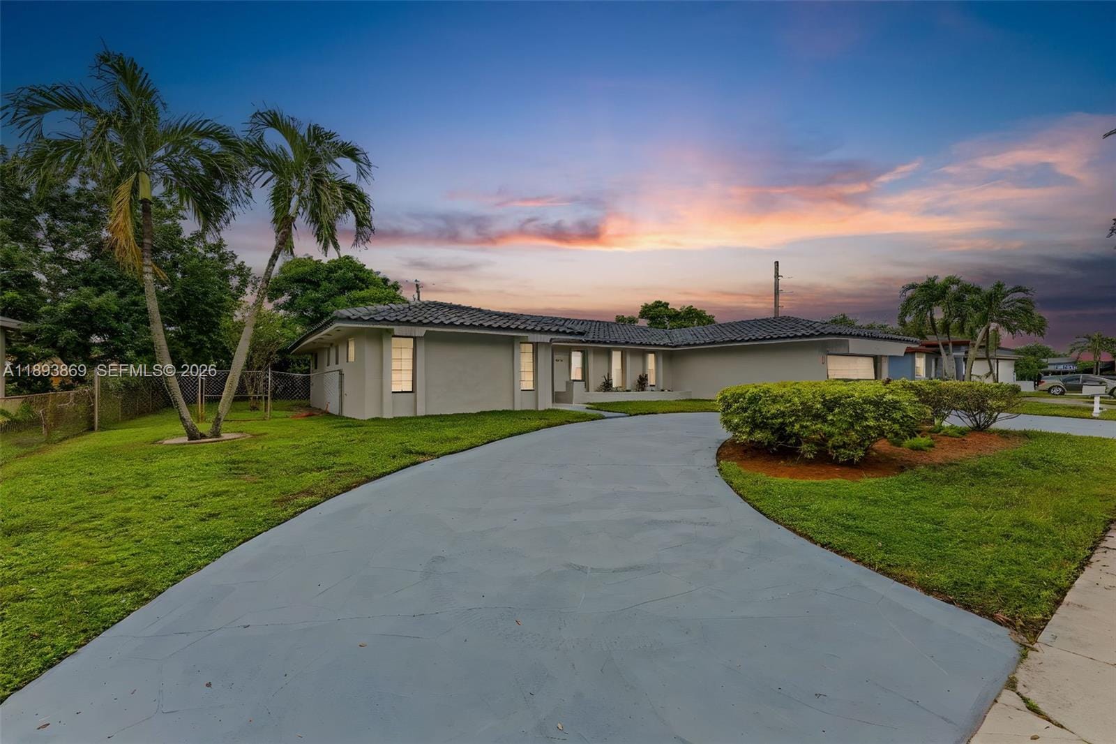 Sold home at 5526 Plunkett Street, Hollywood, FL 33021