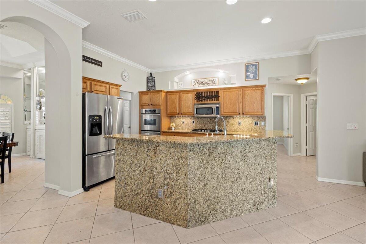 6482 NW Regal Circle, Port St. Lucie, FL 34983 photo 22