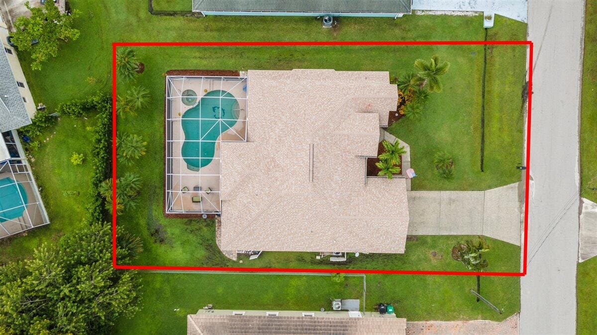 6482 NW Regal Circle — photo 4