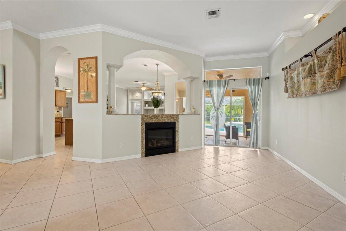6482 NW Regal Circle — photo 6
