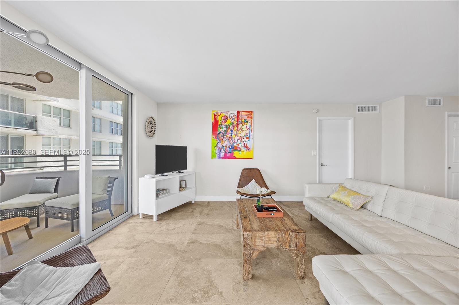 5555 Collins Avenue 4B, Miami Beach, FL 33140 photo 4
