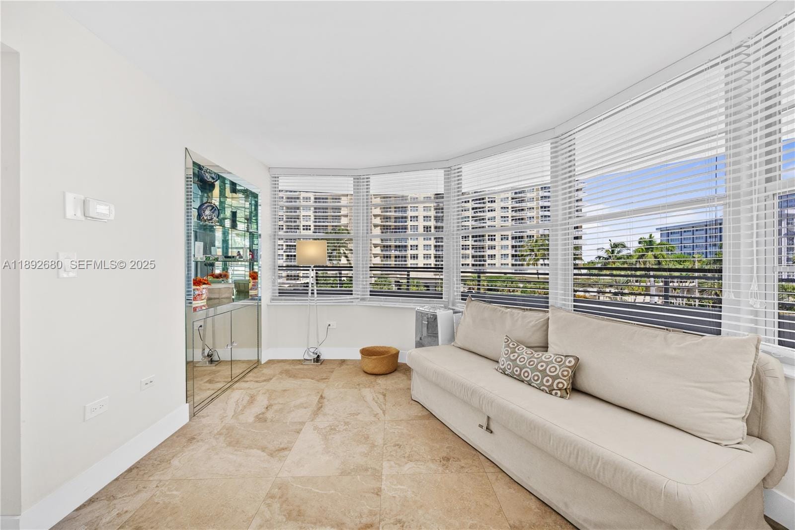 5555 Collins Avenue 4B, Miami Beach, FL 33140 photo 5