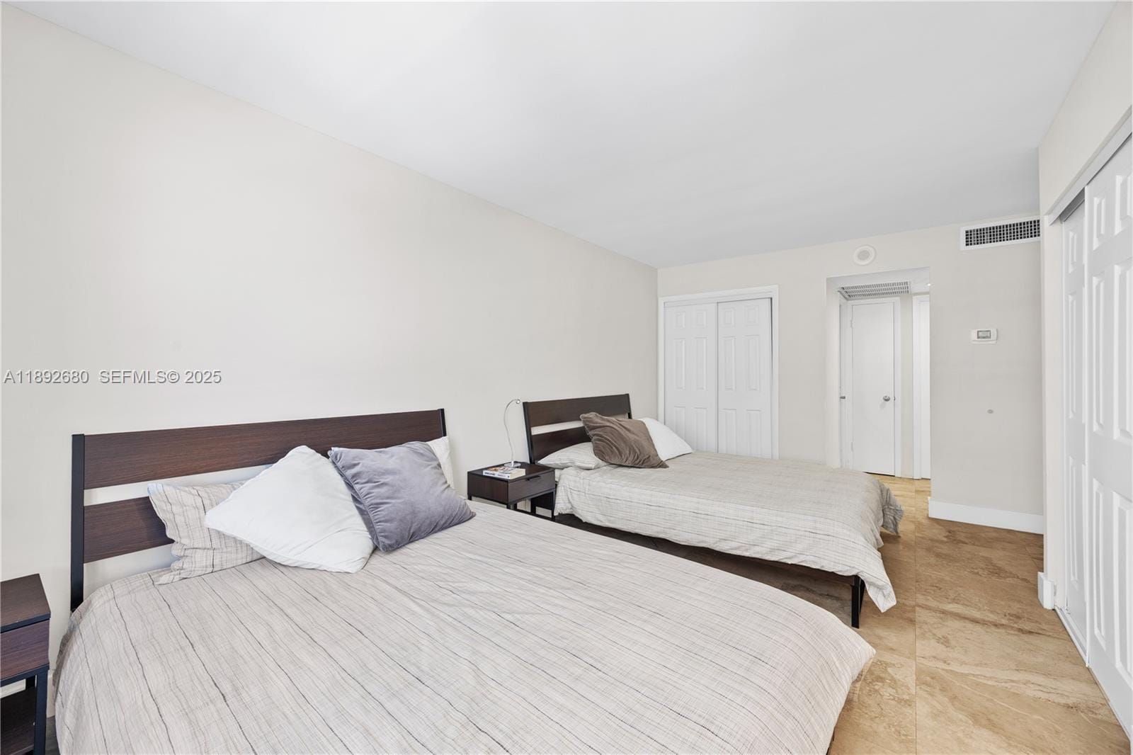 5555 Collins Avenue 4B, Miami Beach, FL 33140 photo 8