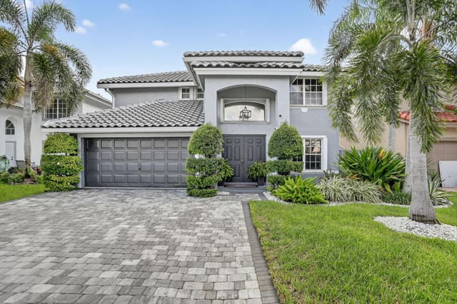 10248 Brookville Lane, sold in Hillsboro Country Club, Boca Raton, FL