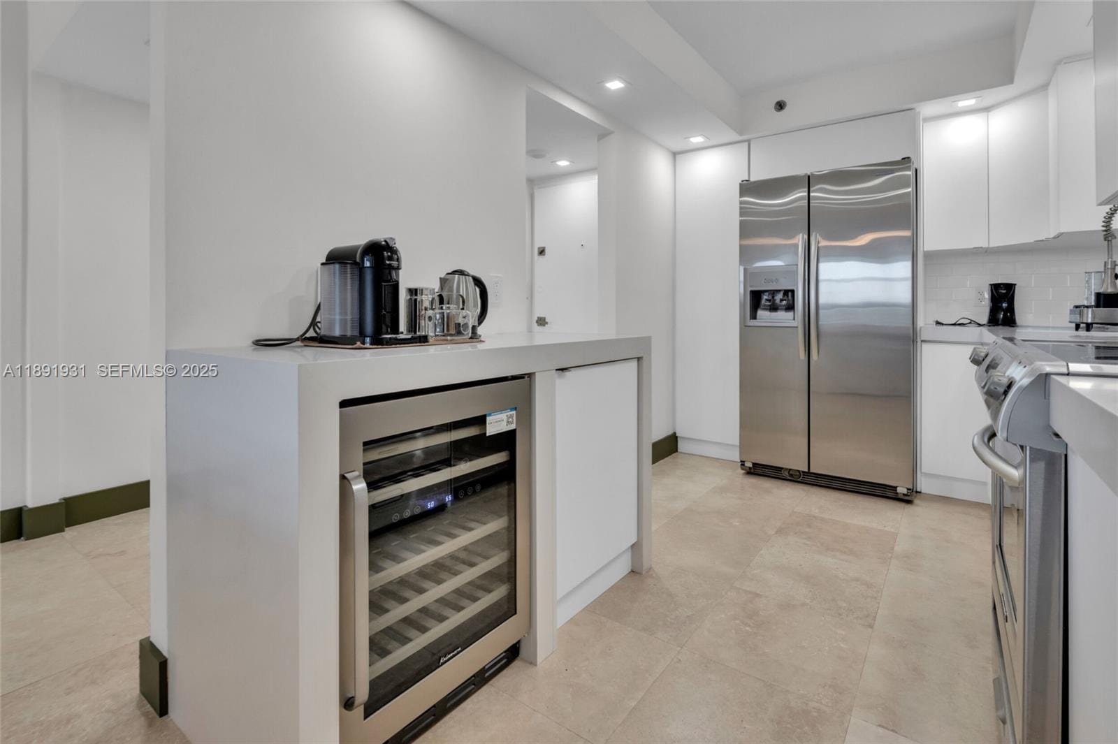 20515 E Country Club Drive 343, Aventura, FL 33180 photo 15