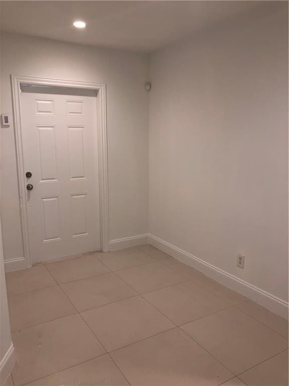 5273 NE 17th Avenue — photo 3