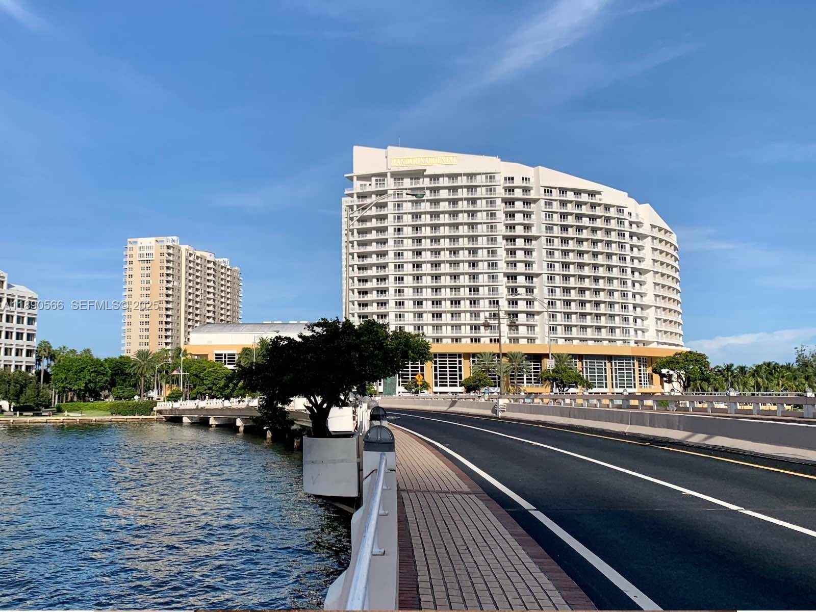 900 Brickell Key Boulevard 2204, Miami, FL 33131 photo 26