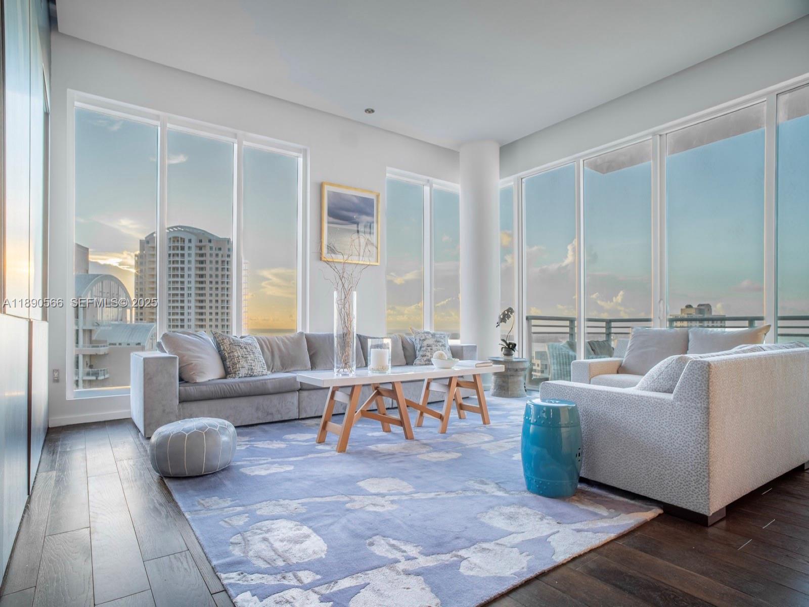 900 Brickell Key Boulevard 2204, Miami, FL 33131, Miami