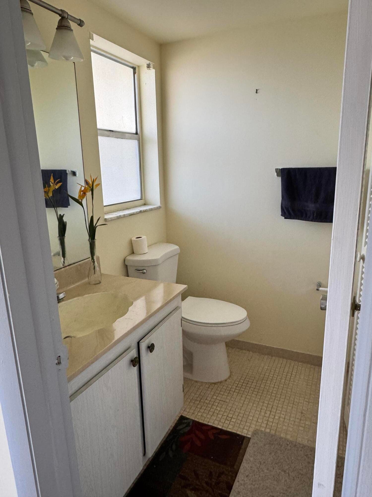 2515 NE 1st Court 215 — photo 6