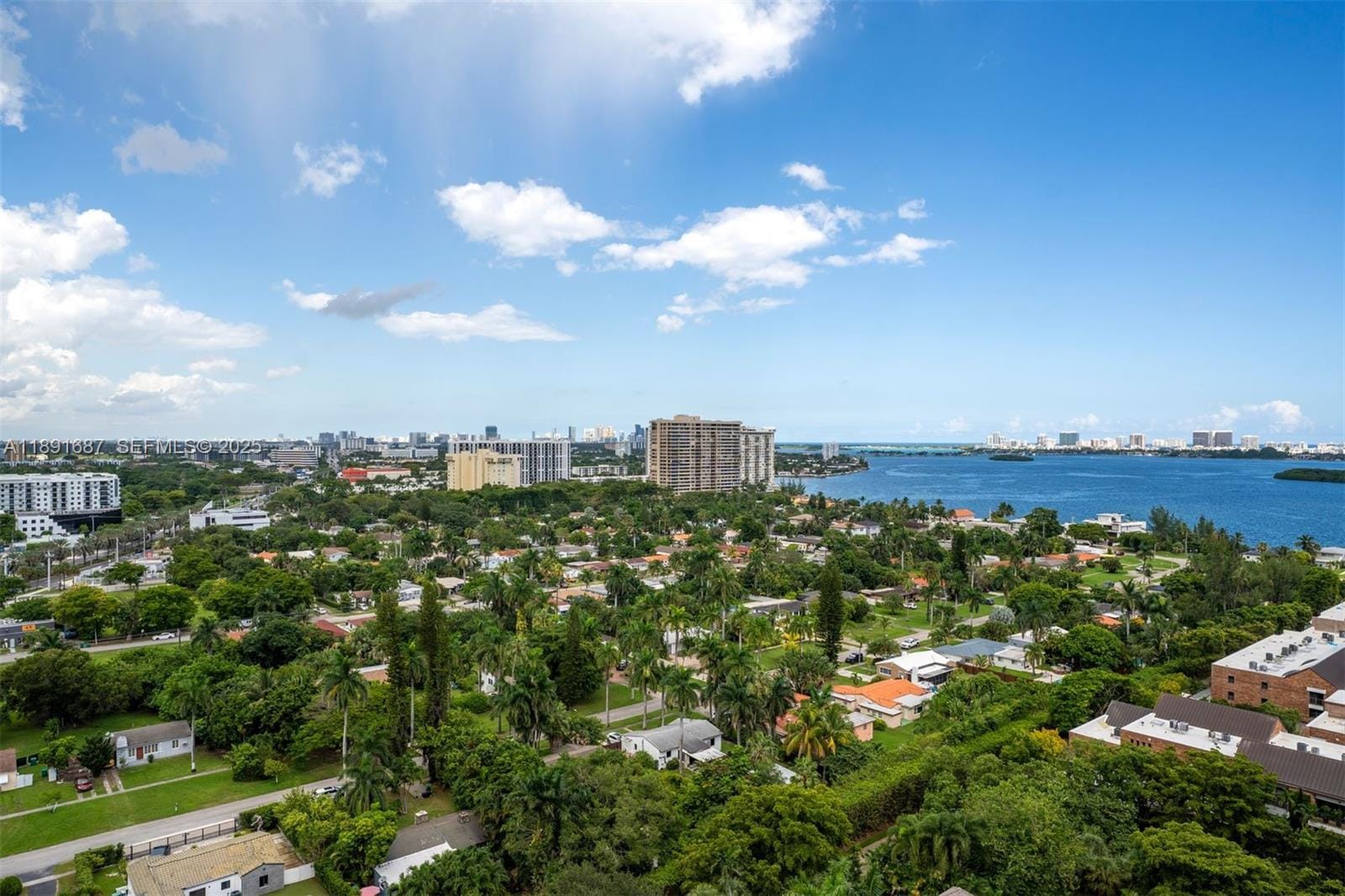 1000 Quayside Terrace PH9, Miami, FL 33138 photo 27