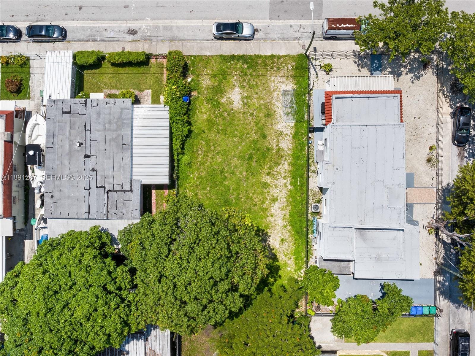 1881 NW 4th Street — photo 8