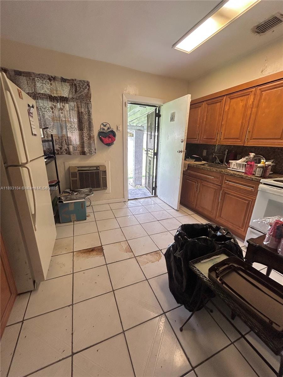 1779 NW 90th Street, Miami, FL 33147 photo 5