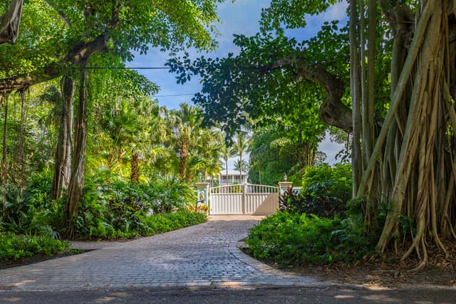 2897 SE Saint Lucie Boulevard, Stuart, FL 34997