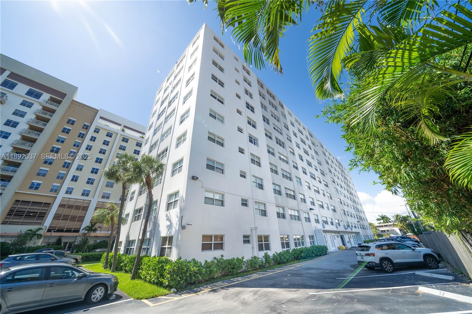 2555 NE 11th Street 310, Fort Lauderdale, FL 33304, Fort Lauderdale