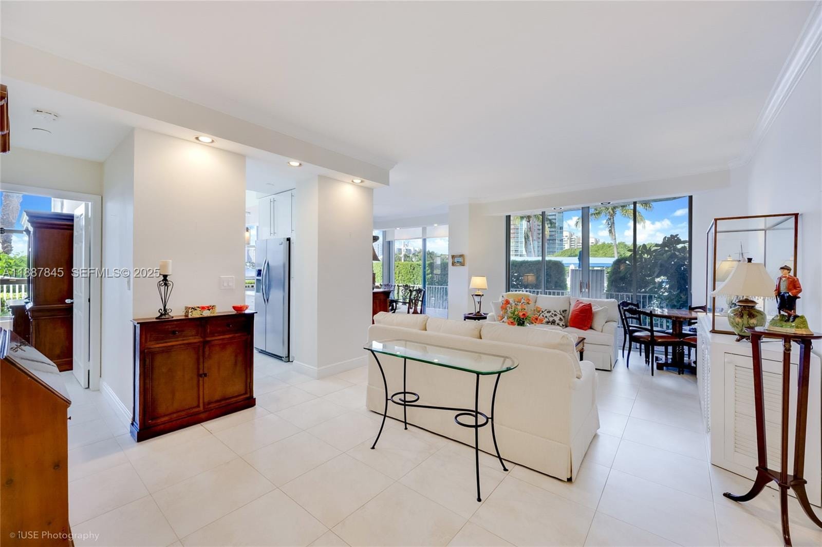 3530 Mystic Pointe Drive 101, Aventura, FL 33180 photo 2