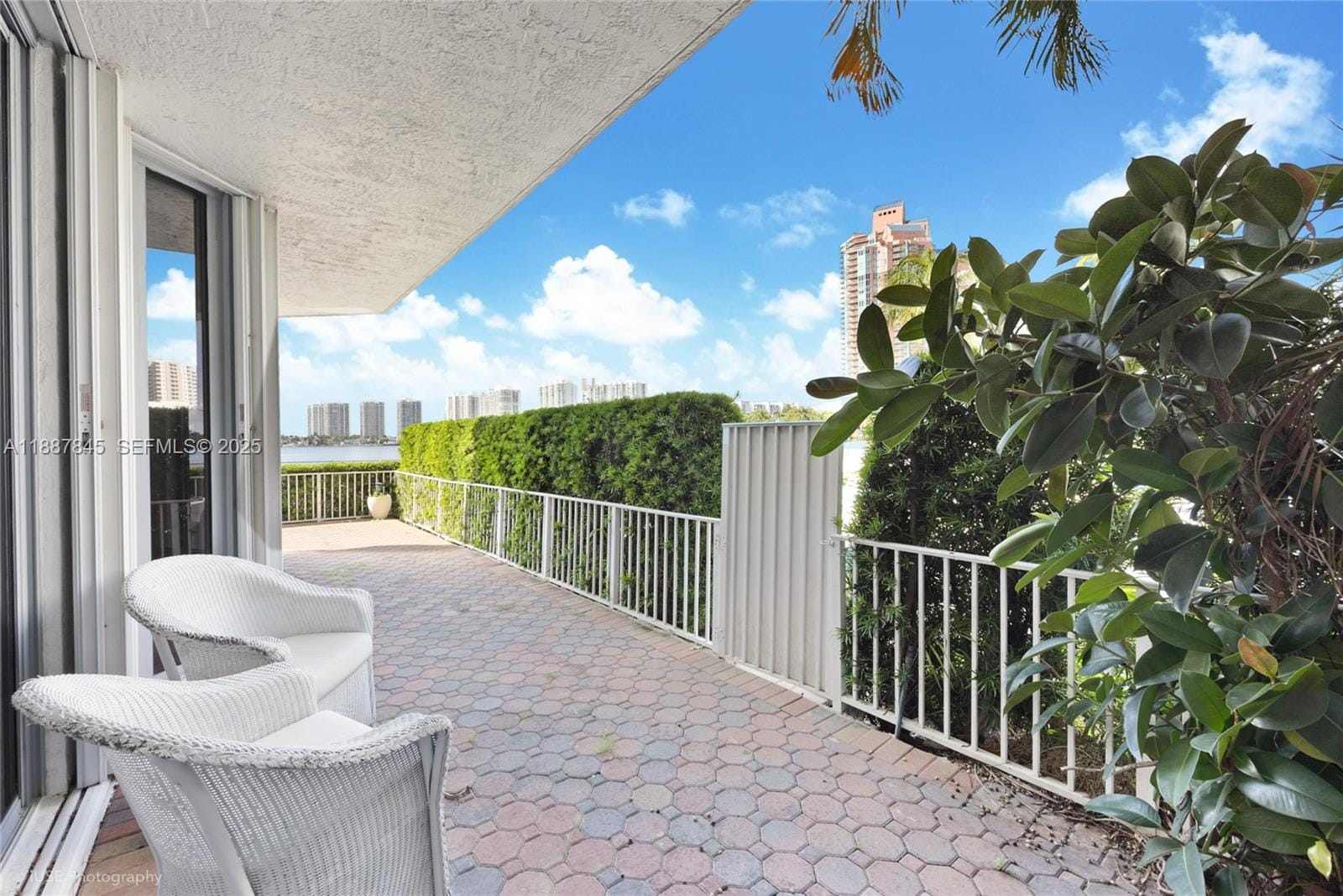 3530 Mystic Pointe Drive 101, Aventura, FL 33180 photo 12