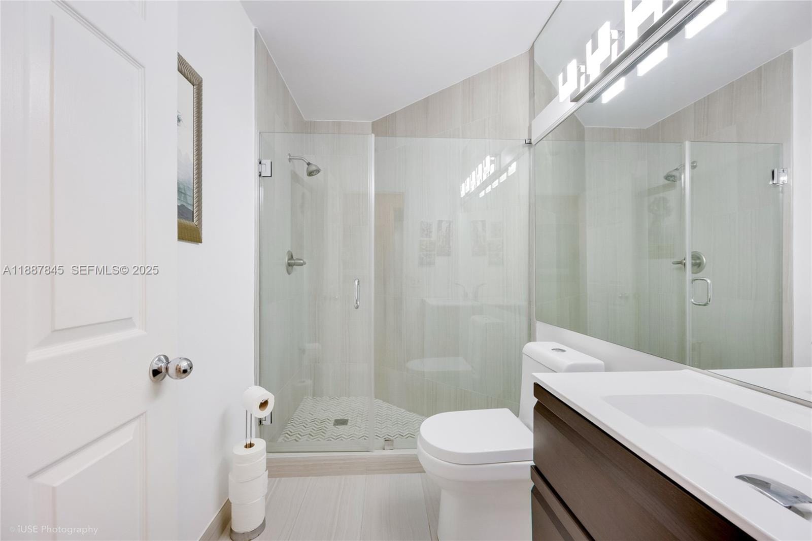 3530 Mystic Pointe Drive 101, Aventura, FL 33180 photo 14
