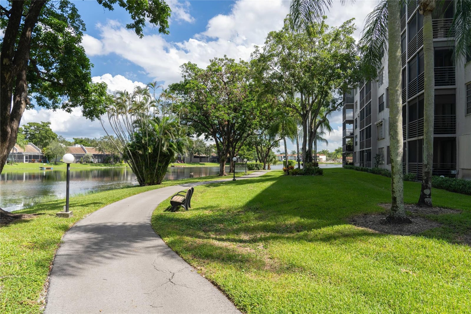 1101 Colony Point Circle 220 — photo 11