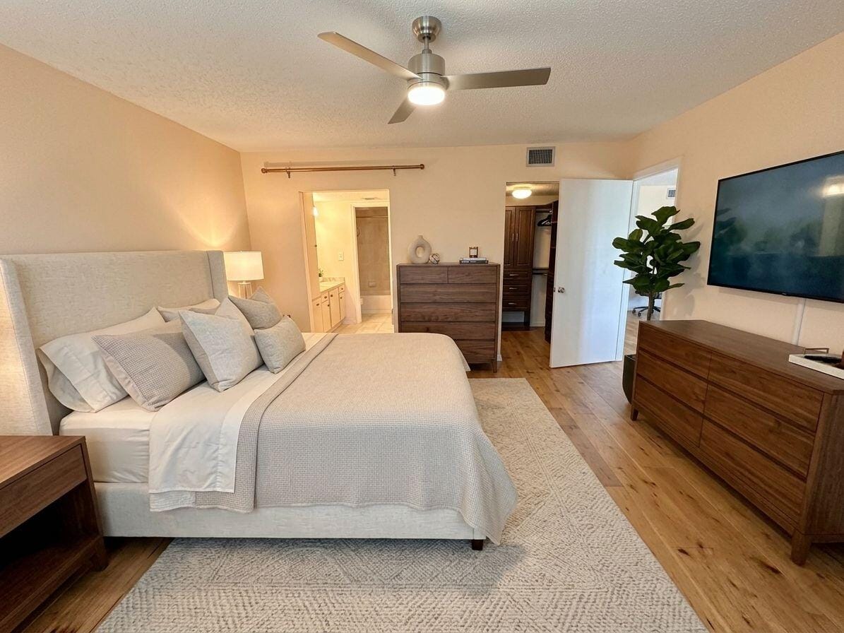 1101 Colony Point Circle 220 — photo 5