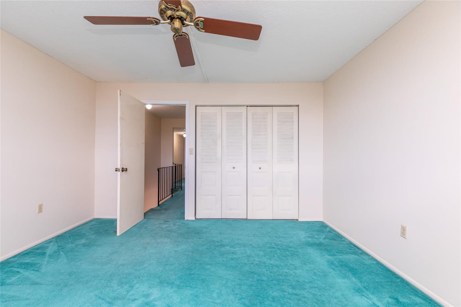 4281 W 10th Court, Hialeah, FL 33012 photo 11