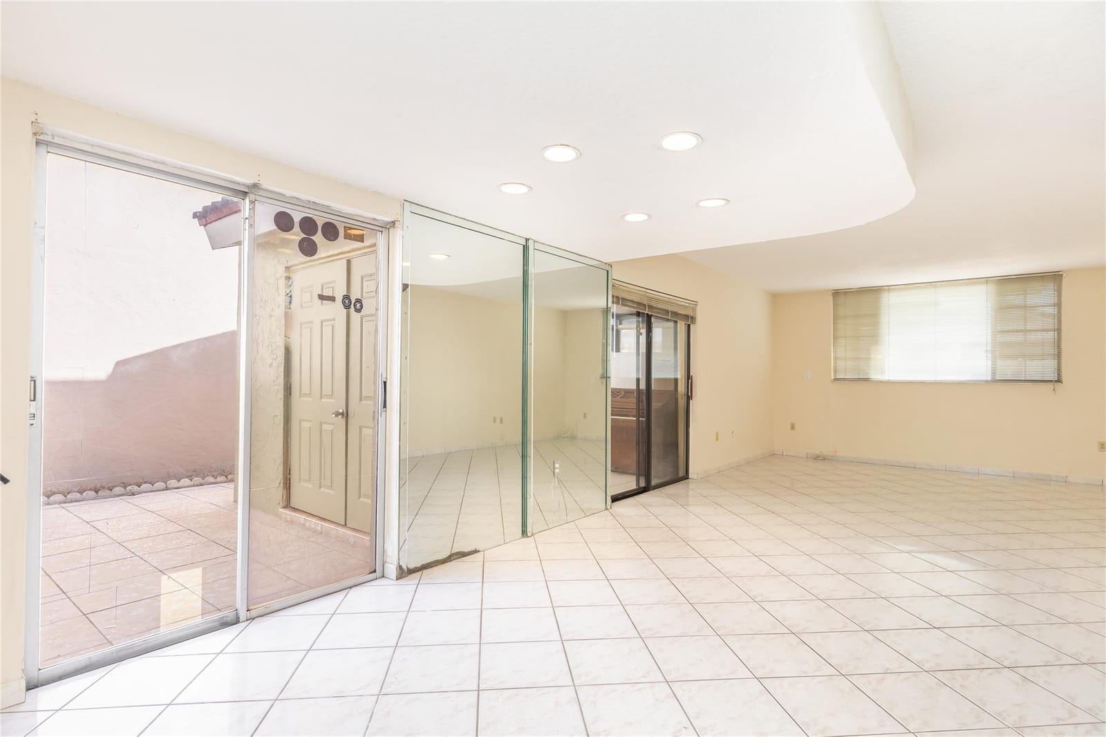 4281 W 10th Court, Hialeah, FL 33012 photo 7