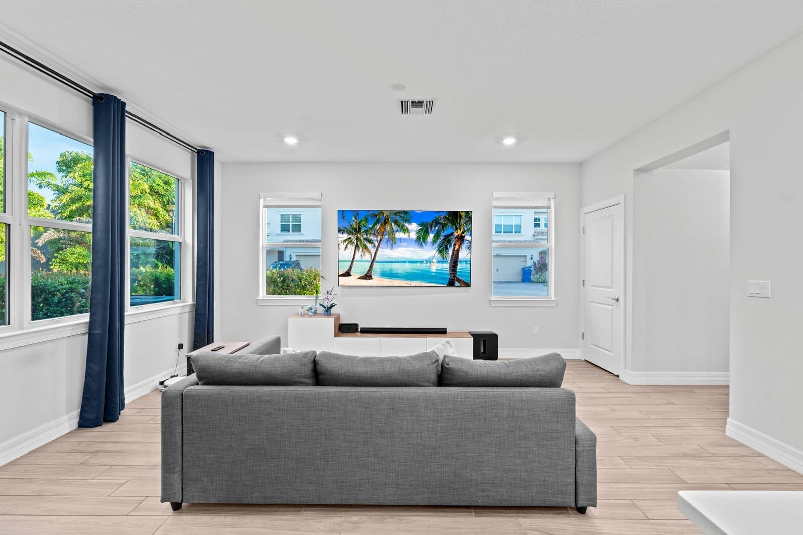 1595 Evergreen Terrace, Hollywood, FL 33021 photo 16