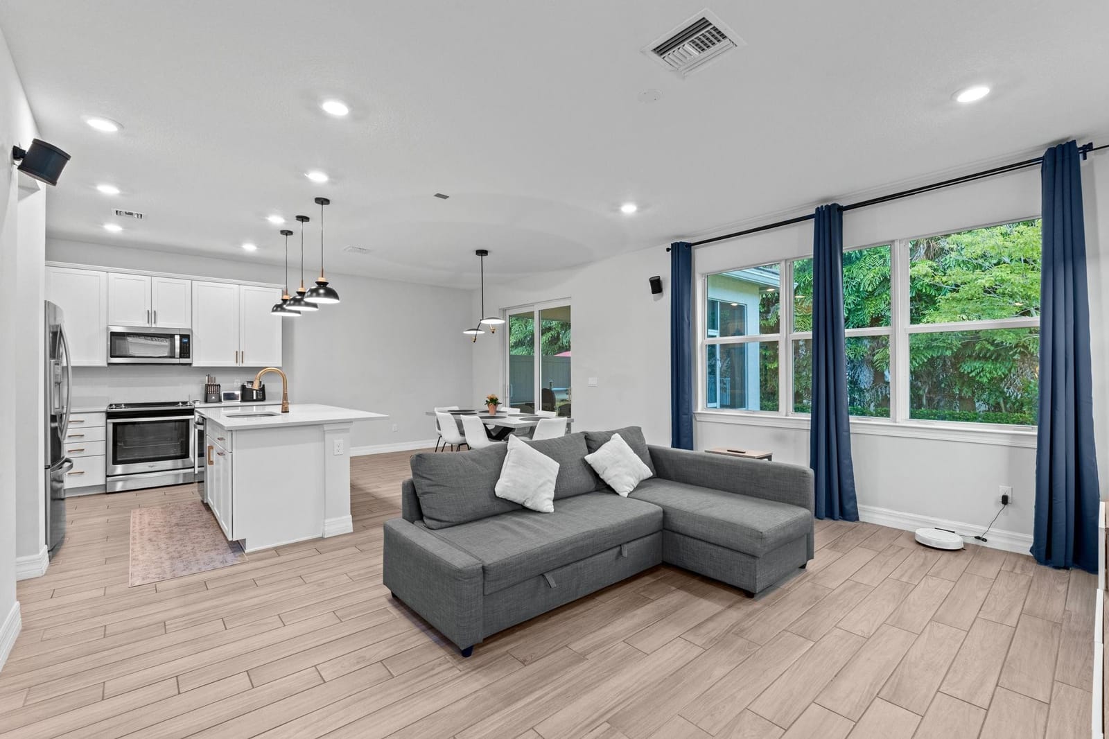 1595 Evergreen Terrace, Hollywood, FL 33021 photo 5