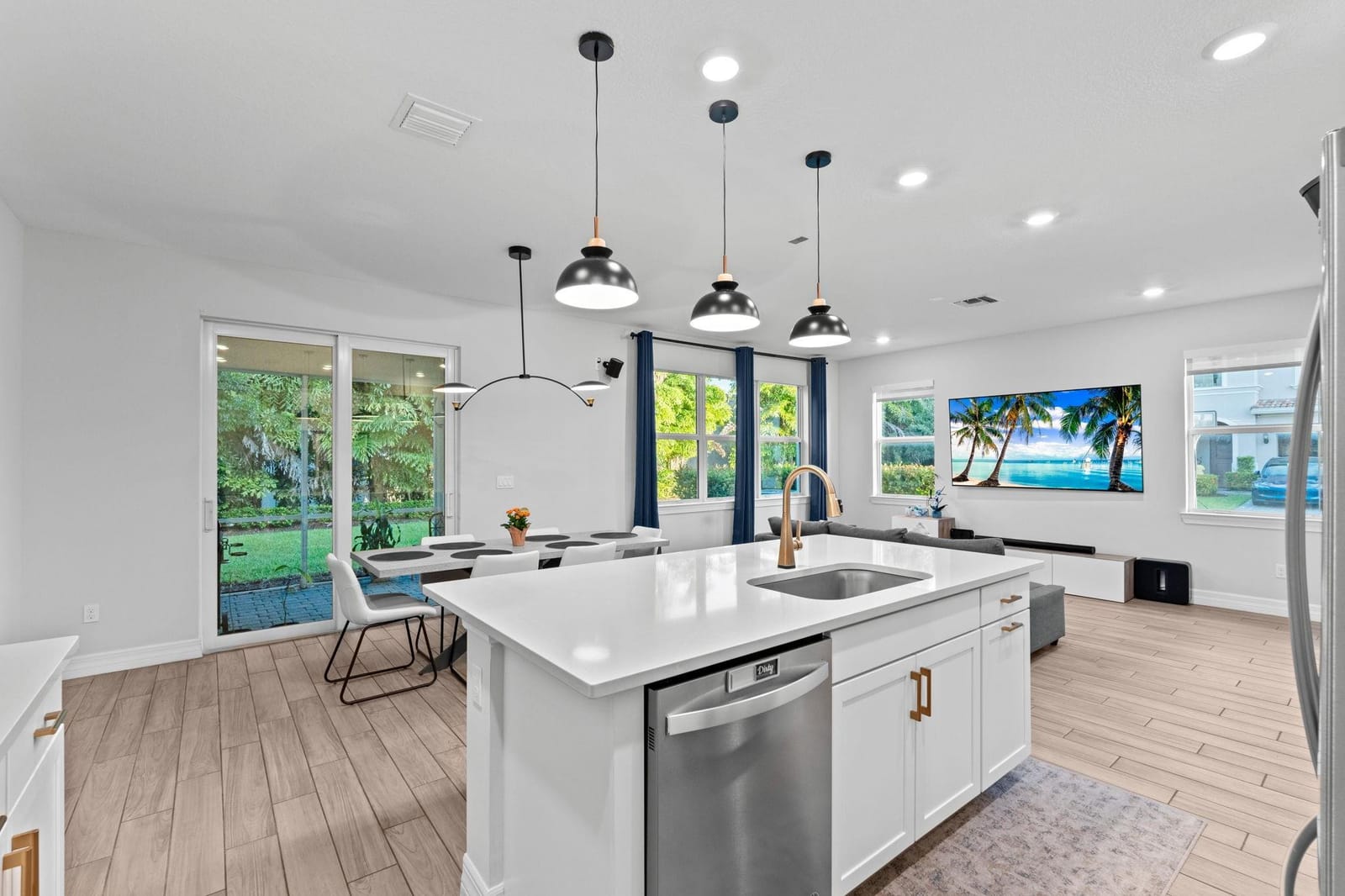 1595 Evergreen Terrace, Hollywood, FL 33021 photo 6